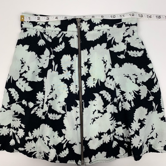 Pins And Needles Floral Mini Skirt Black White S - Picture 5 of 7